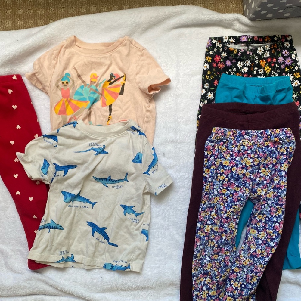 7 piece Old Navy Toddler Girl Bundle (3T)